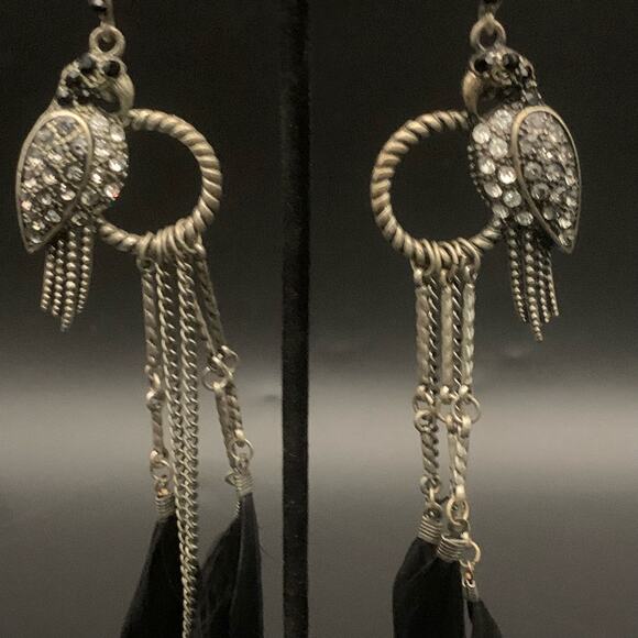 Parrot Black Feather Chandelier Dangle Statement Earrings Rhinestone Chain Link - Picture 3 of 11